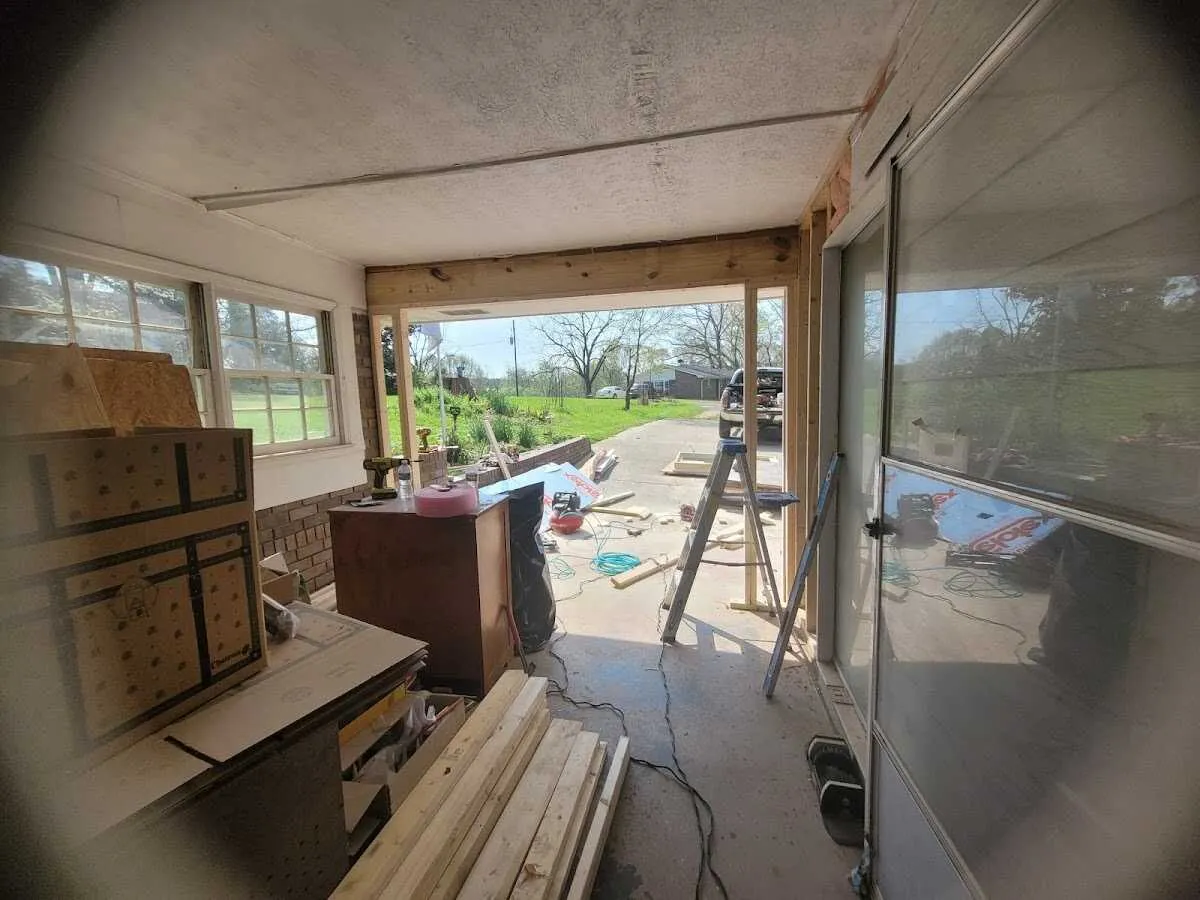 Air movers and dehumidifier for Drying & Dehumidification in Glastonbury